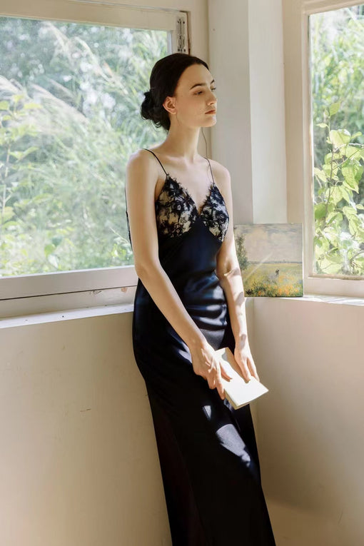 July Rituals: What Slow Evenings Look Like in Silk