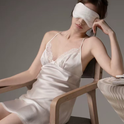 The Unexpected Benefits of Silk Pyjamas: Why Your Skin, Hair, Sleep & Wellbeing Will Thank You