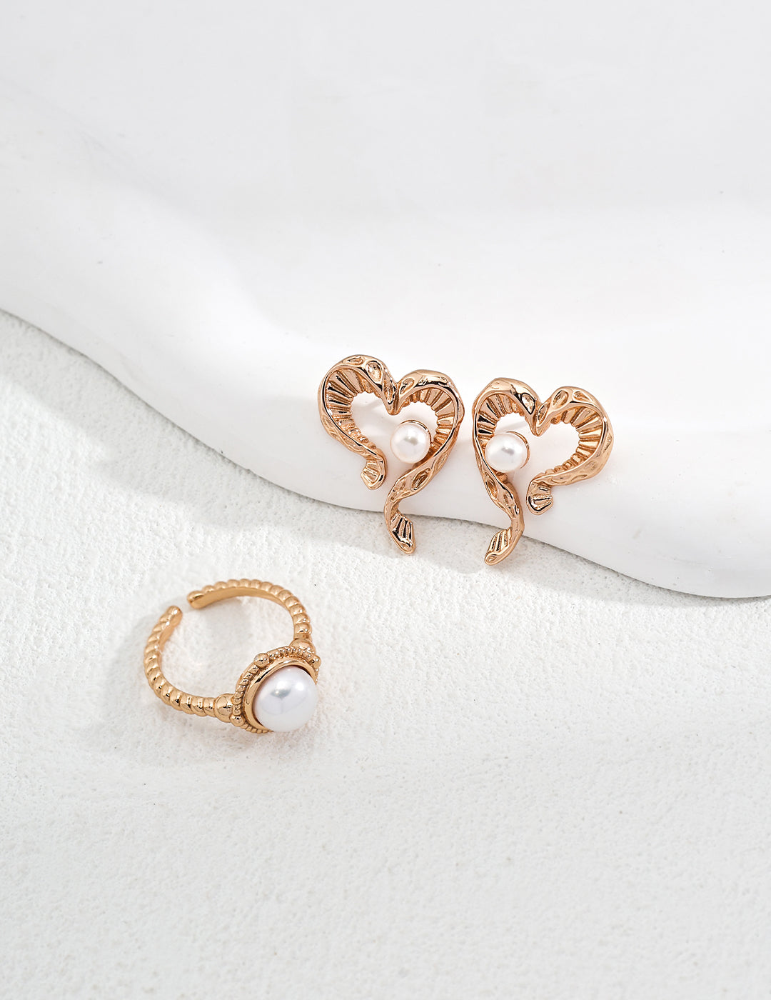 Lustrous Love Studs