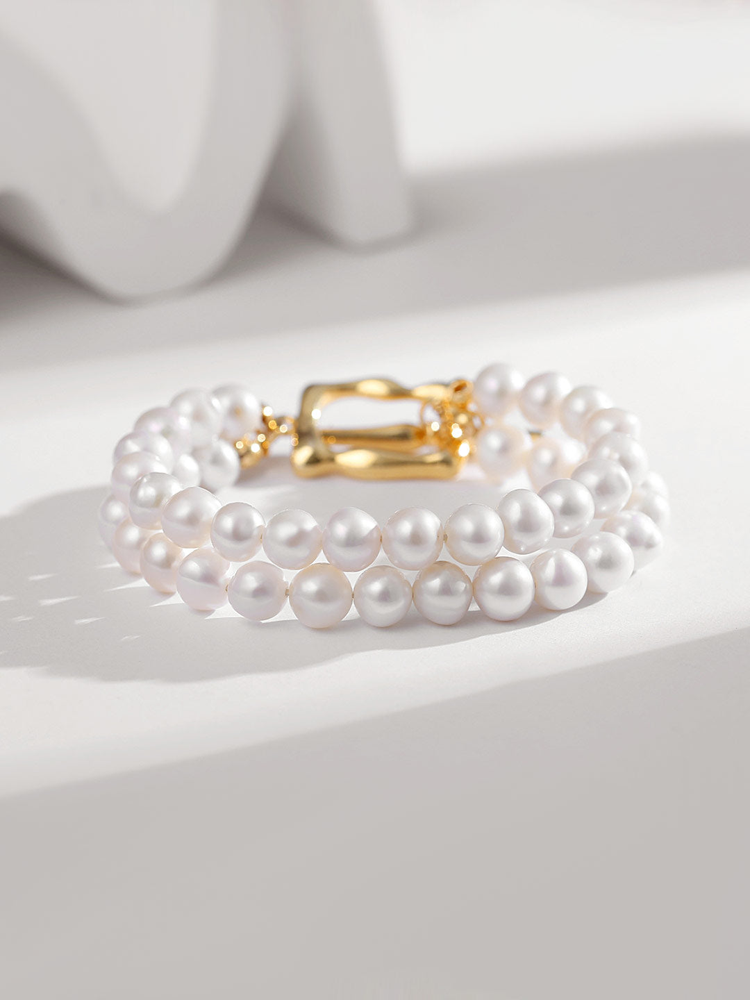 Dual Elegance Pearl Bracelet