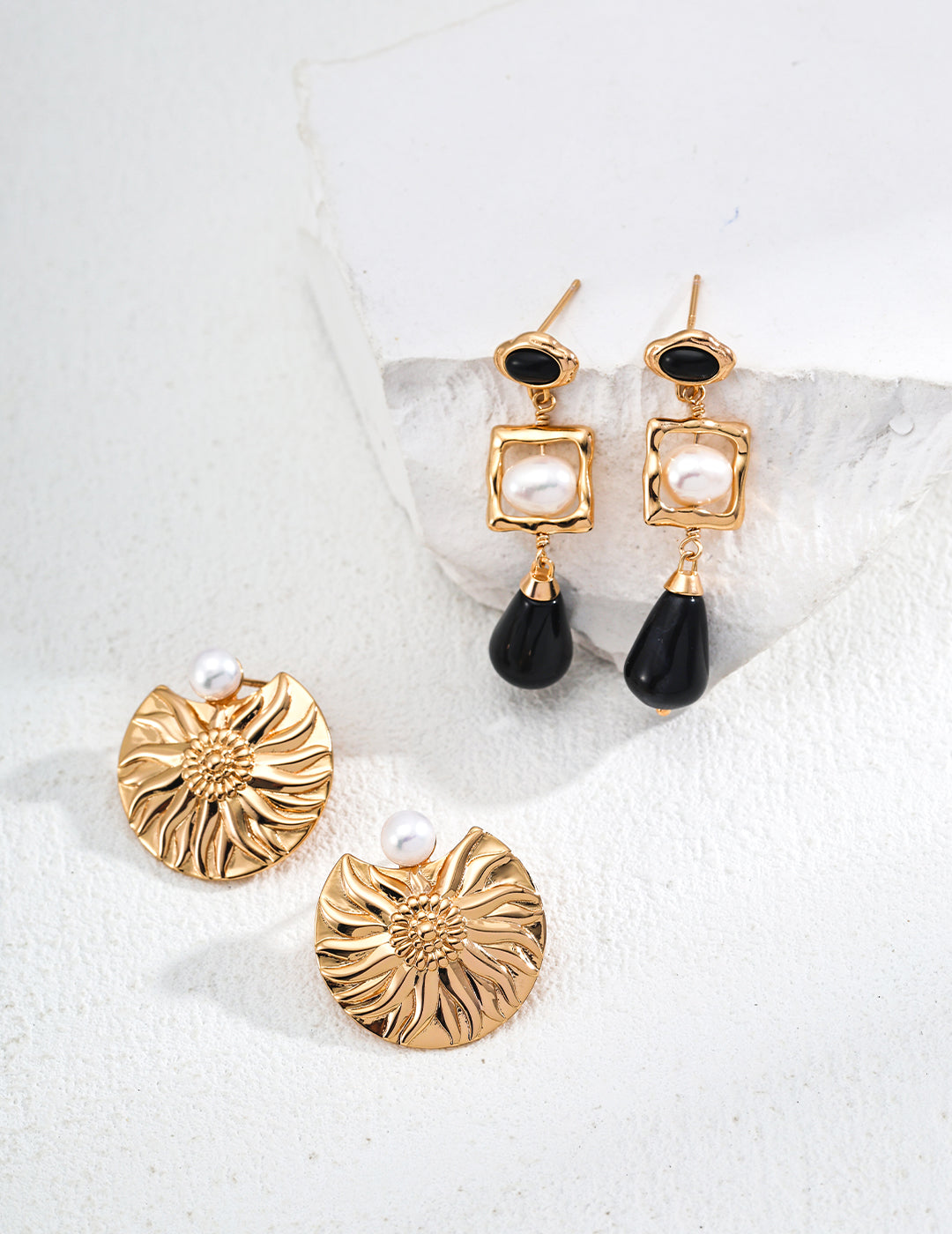 Gold Muse Pearl Earrings