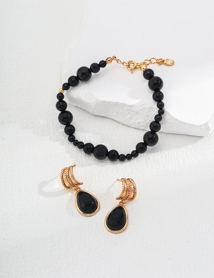 Classic Agate Cameo Drop Earrings